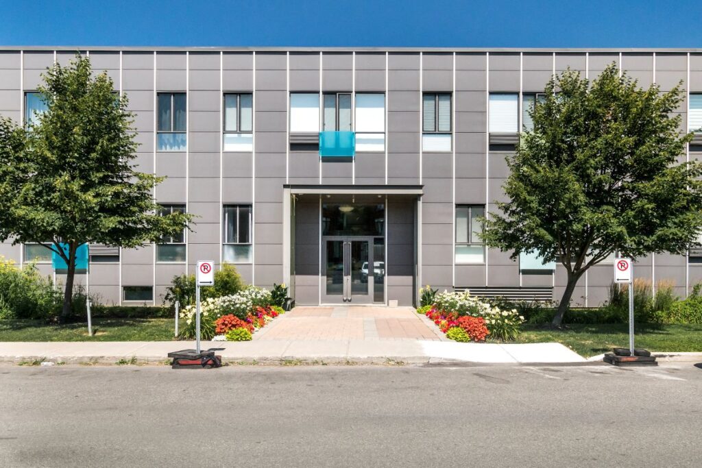 Close-up of Graphex wall insulation and drainage cavity